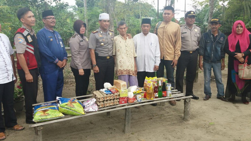 Suwandi Terima Santunan Tim Barokah Polresta